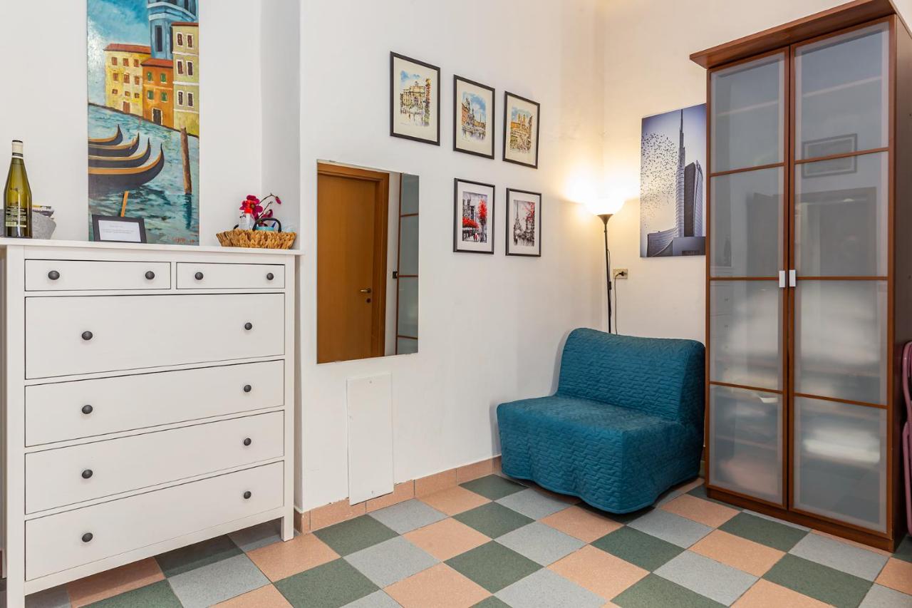 New Apartment In Downtown Close To Duomo Milano Esterno foto